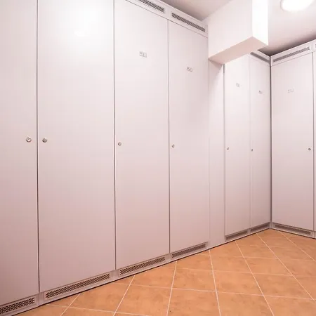 Lesna Laka Apartment