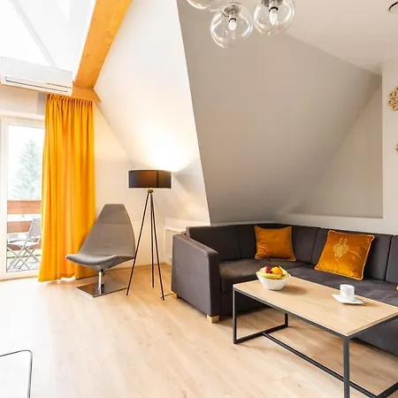 Lesna Laka Lejlighed *